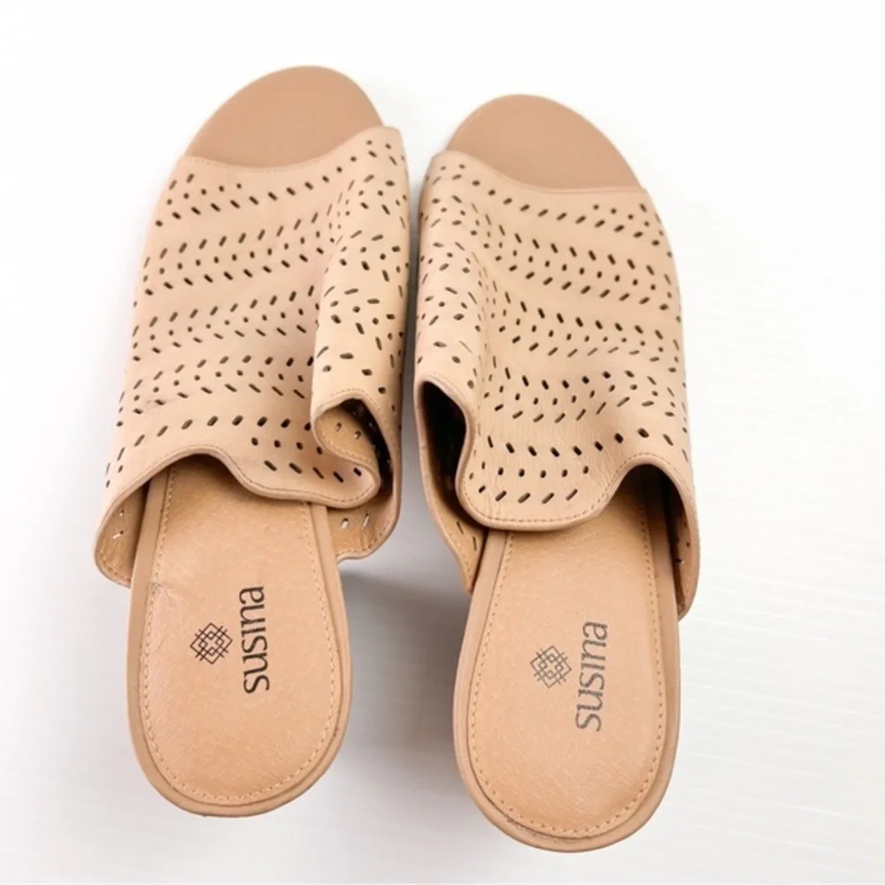 Susina tan womens size 11 Danella perforated block heel open toe heels